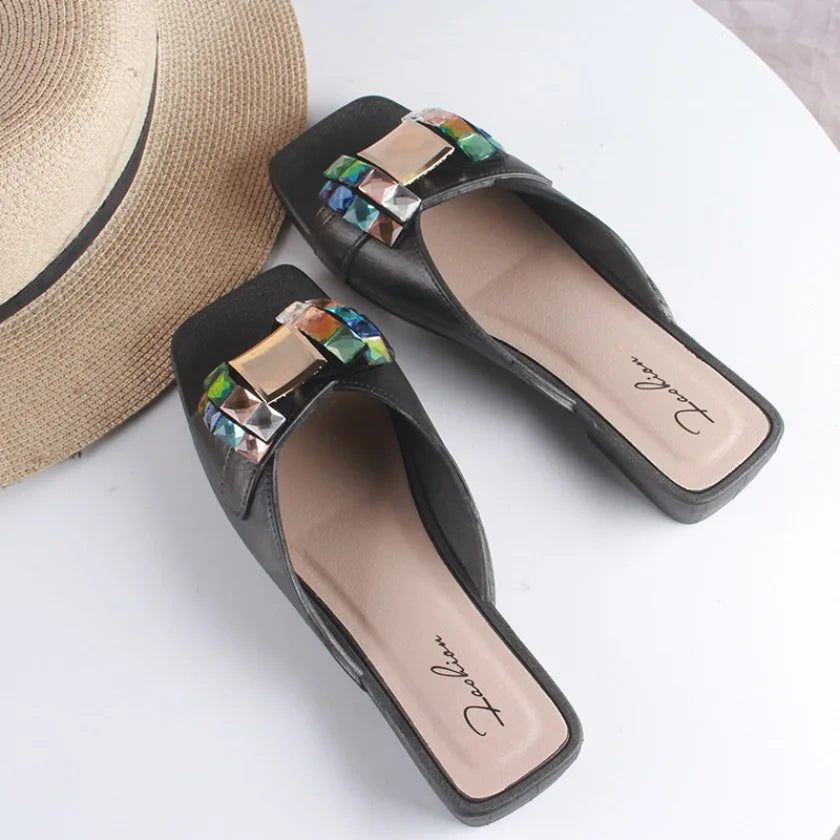 Claques d'été une pièce, nouvelles sandales de plage tendance à strass de couleur unie, chaussures plates décontractées pour femmes