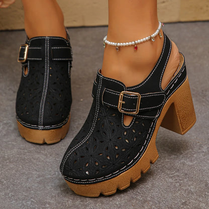 Nouvelles sandales d'été confortables pour femmes 2025 élégantes, talons hauts, sandales d'été à semelles épaisses, grandes chaussures décontractées à semelles épaisses pour femmes