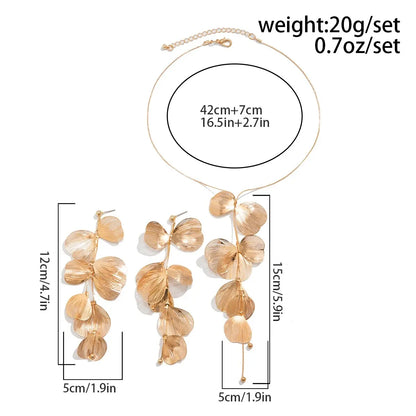 Set di collane con orecchini pendenti con foglie di ginkgo eleganti estetici per le donne Set di gioielli con nappe da sposa romantiche Accessori per il collo del partito