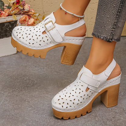 Nouvelles sandales d'été confortables pour femmes 2025 élégantes, talons hauts, sandales d'été à semelles épaisses, grandes chaussures décontractées à semelles épaisses pour femmes