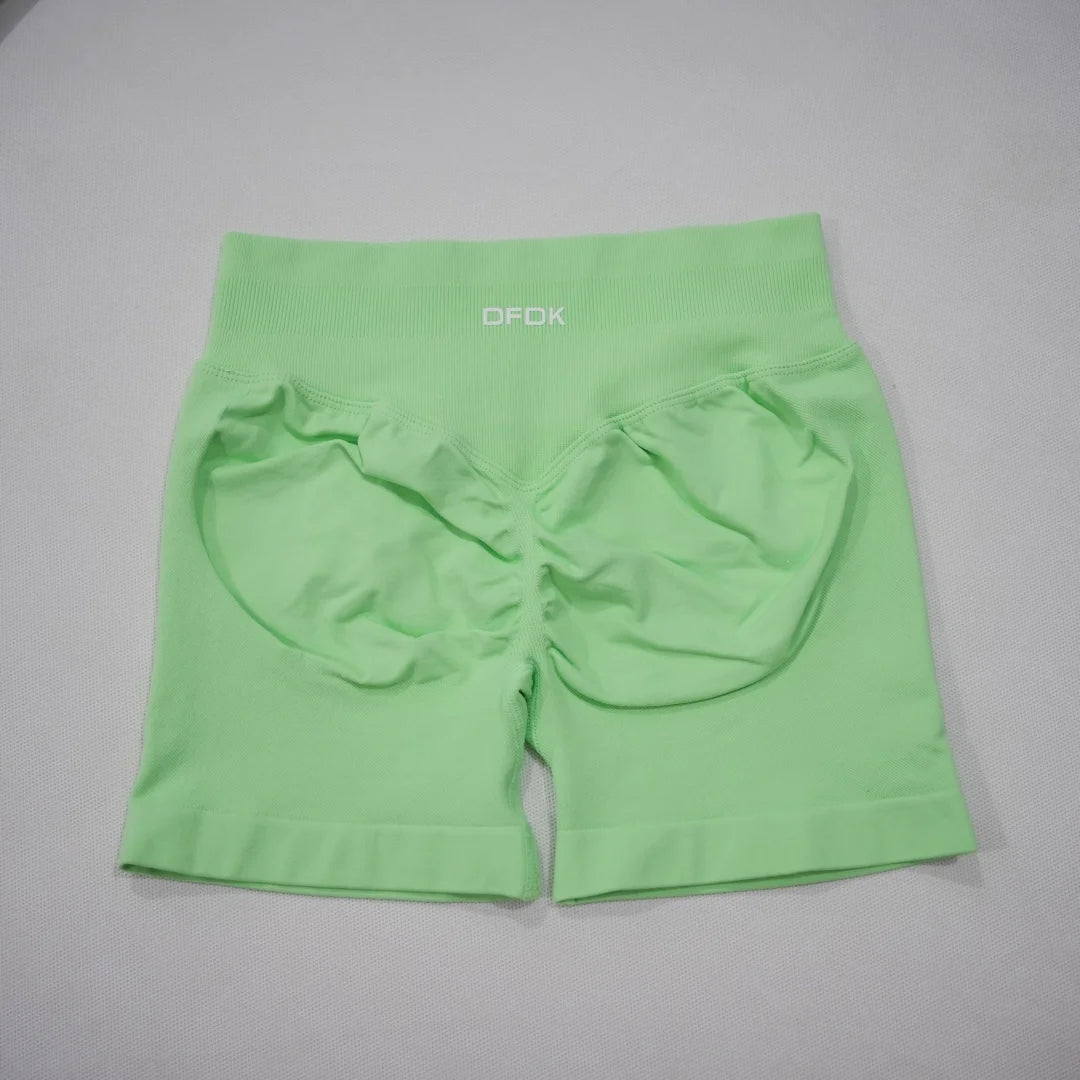 DFDK 2026 Nuovi Pantaloncini da Yoga per Donna con Effetto Push-Up, Vita Alta, Sollevamento Glutei, Resistenti agli Squat, Pantaloncini Sportivi per Palestra, Allenamento, Corsa e Fitness