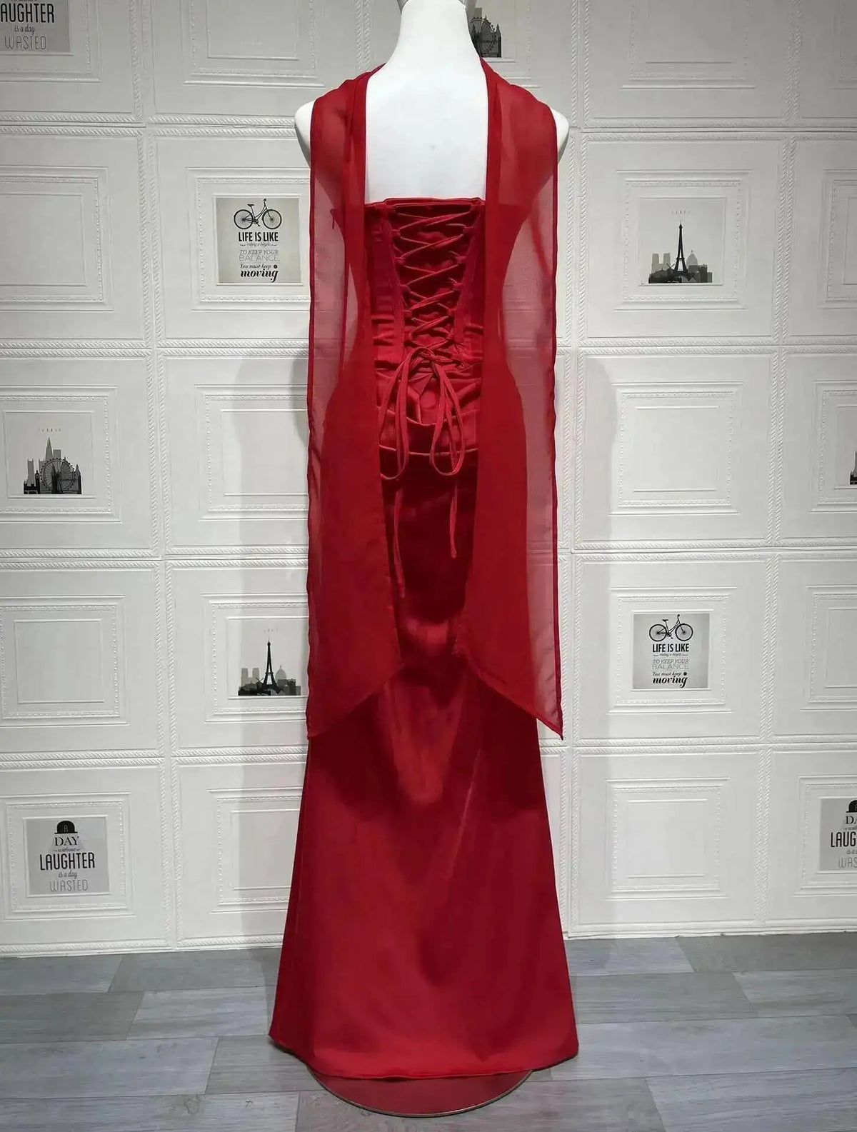 Giyu Sexy Satin Evening Club Abiti da festa Donna 2025 Estate senza spalline con spalle scoperte Lisca di pesce increspato Maxi abito lungo Abito elegante