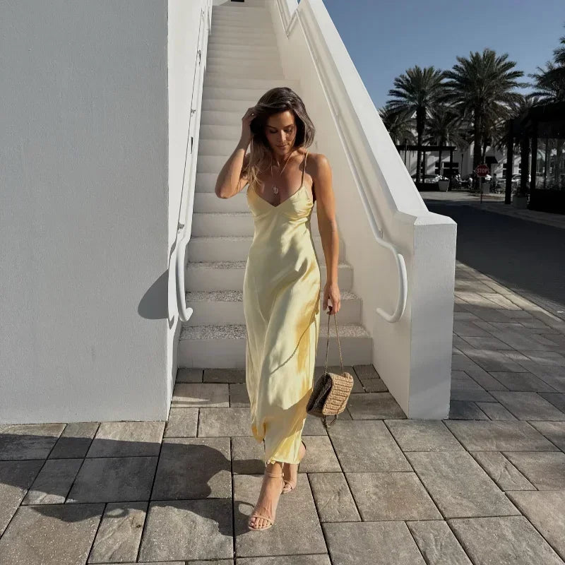 Elegante canotta tinta unita abito lungo slim fit donna moda splicing abiti stringati pieghettati gonna da spiaggia chic per le vacanze da donna