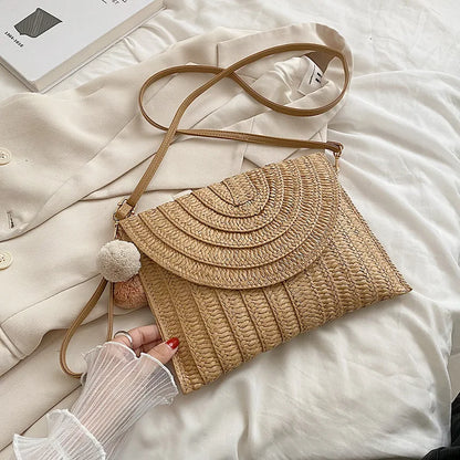 Pochette di paglia da spiaggia estiva borsa a tracolla con ciondolo a sfera carina per le donne borse a tracolla da viaggio borsa da donna borse Casual borsa di vimini
