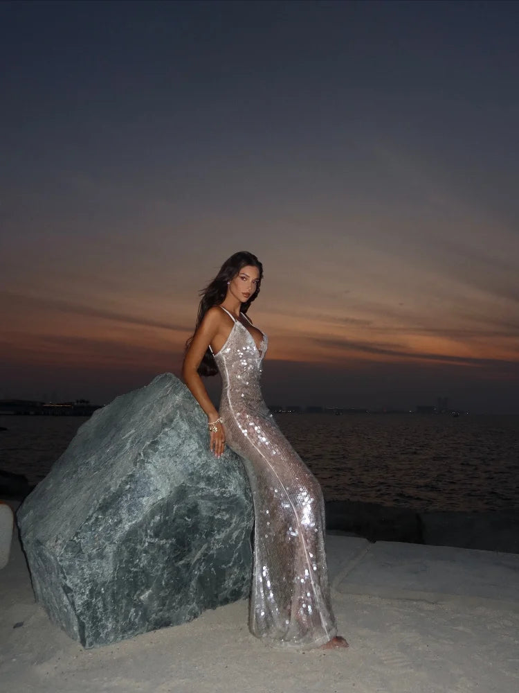 Abito trasparente con cinturino per spaghetti con paillettes Abito da donna sexy con scollo a V in pizzo profondo aderente Abiti da festa da spiaggia 2025 Abito da vacanza elegante e chic