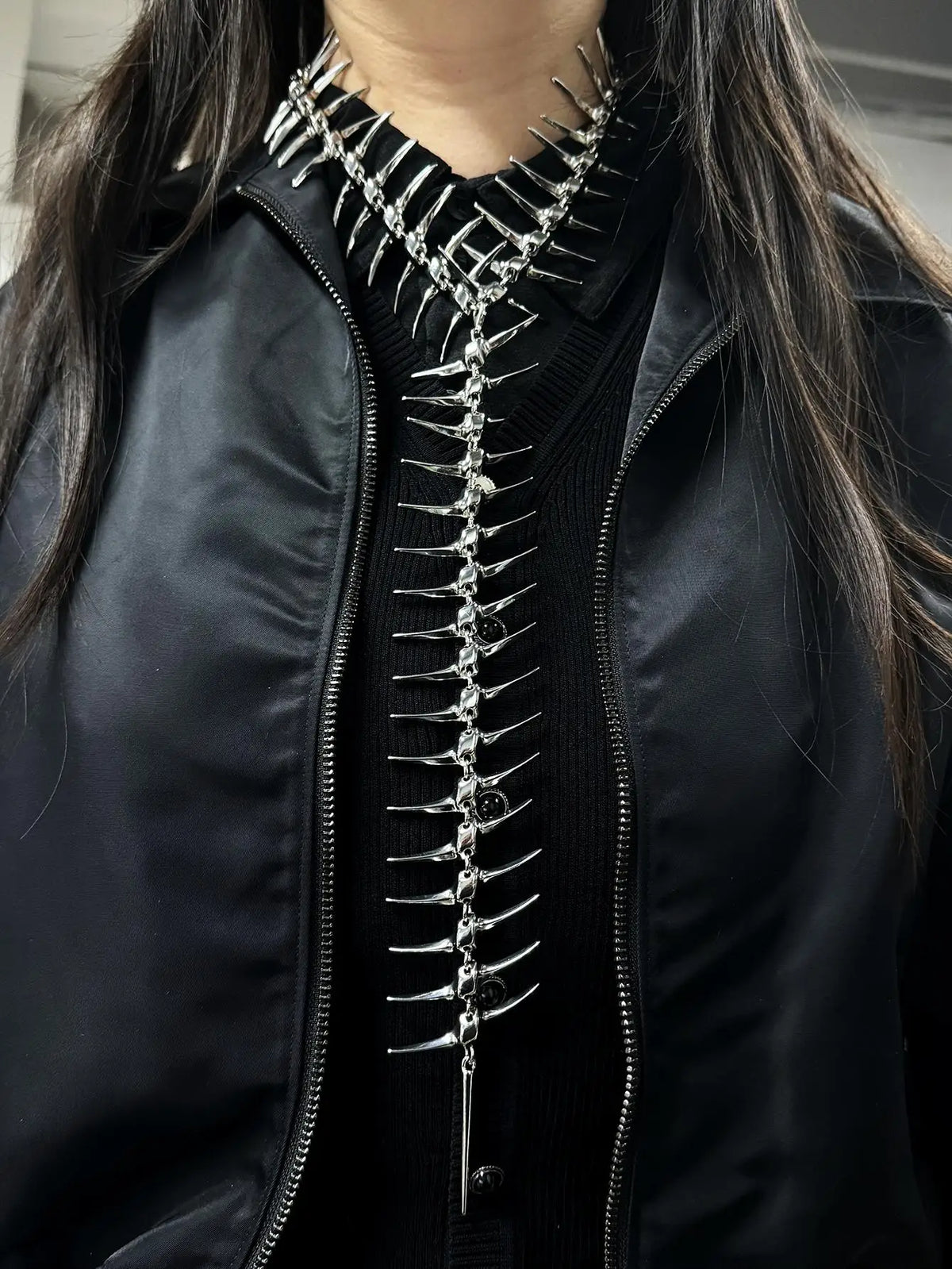 Collana da Donna in Lega con Scheletro Spinato Stile Hip-Hop Audace, Perfetta per Feste, Uso Quotidiano e Outfit Street Style - NOVITÀ