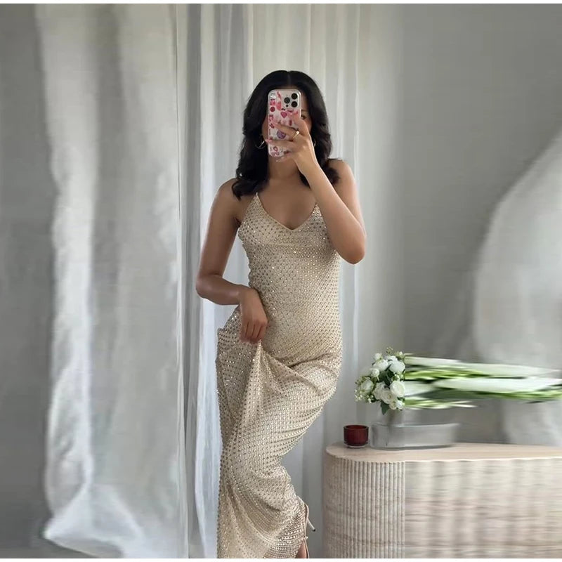 Abito da festa in pelle con ritaglio sexy Guaina senza maniche Lunghezza pavimento Scava fuori Bustier Abito aderente Abiti da sera con cerniera divisa sul retro