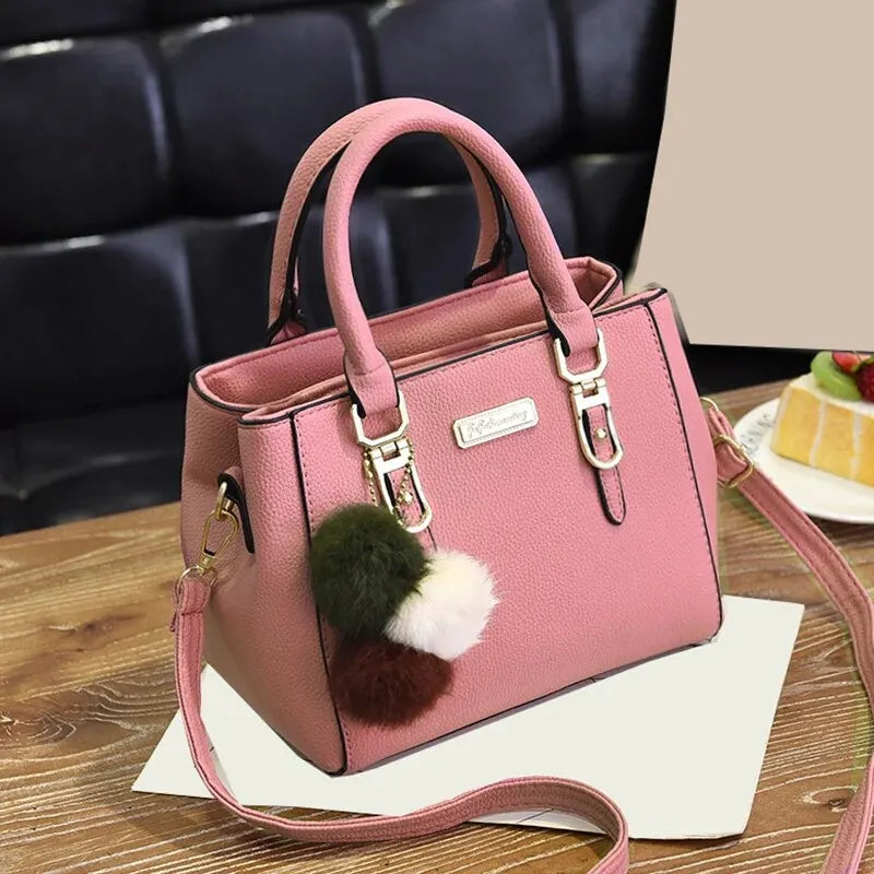 Secchiello in pelle PU moda con ornamenti per palle di pelo Borsa da donna Borse a tracolla a tracolla con manico superiore in tinta unita vintage