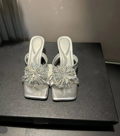 Damen-Sommersandalen 2026 Neue High-End-Outdoor-Trend-Strass-Sandalen mit klobigem Absatz