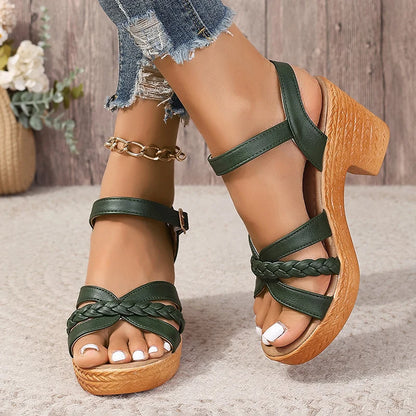 Sandales d'été à talons hauts pour femmes 2025 Sandales d'été à plateforme avec boucle à la cheville pour femmes Sandales gladiateur à talon carré en cuir PU pour femmes