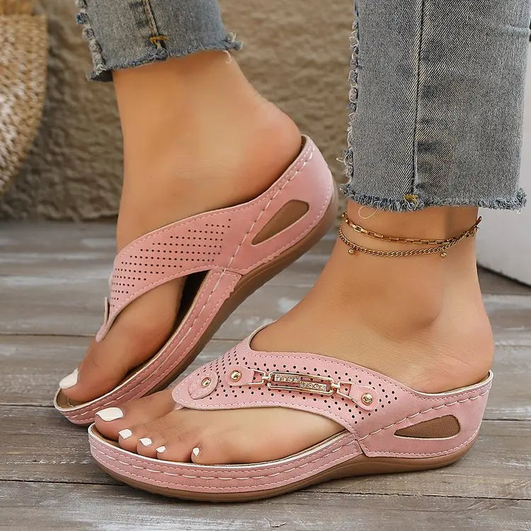 Sandales Orthopédiques d'Été pour Femmes, Nouvelles Tongs Orthopédiques avec Support de Voûte Plantaire, Claquettes à Semelle Épaisse Antidérapante pour Usage Quotidien et Plage