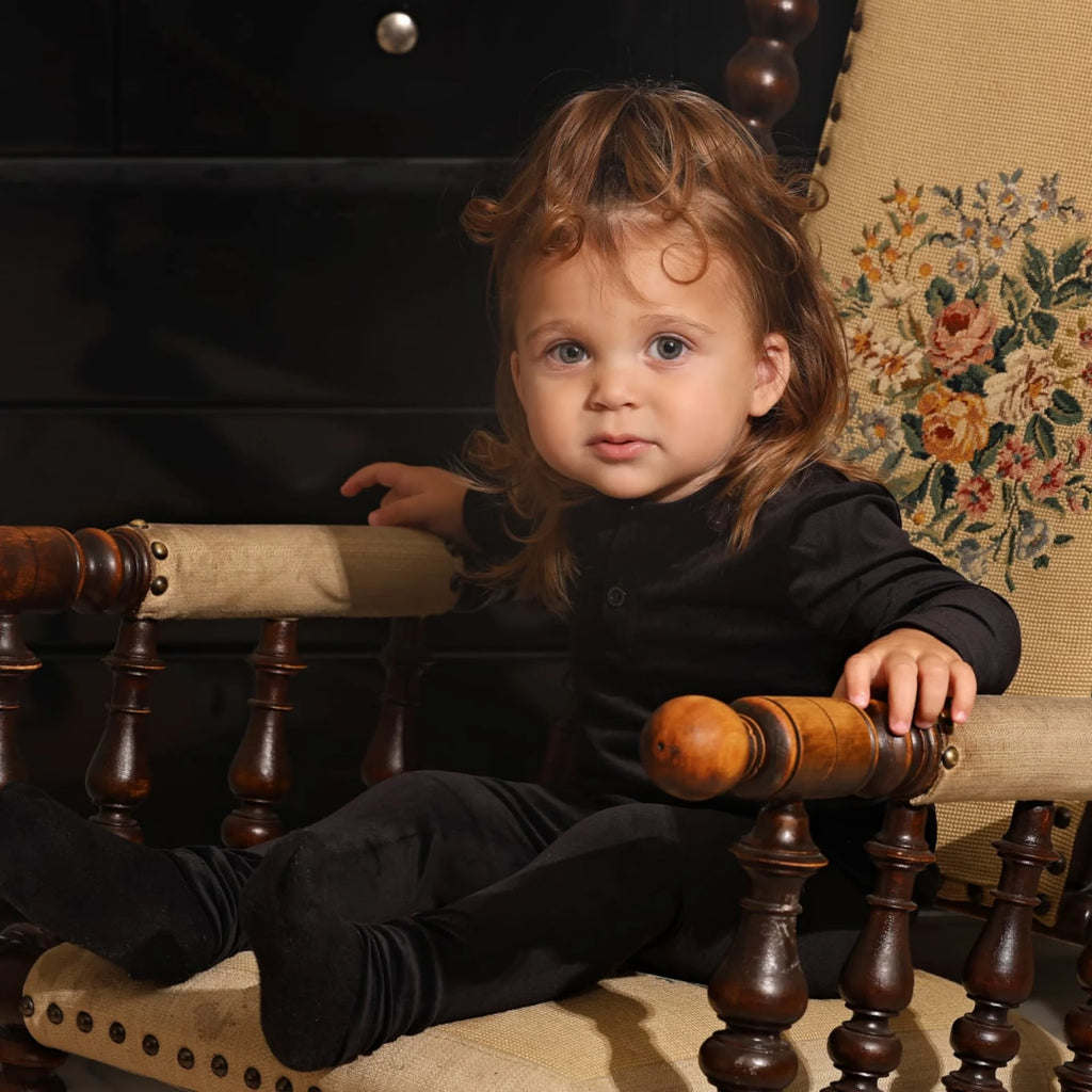 Pigiama in velluto nero per bambini AW 2026 del Mali con ricami, abbinato per sorella, abbigliamento da casa, abiti da dormire, outfit per le vacanze