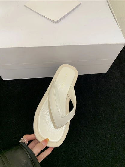 Damen-Slipper für den Sommerurlaub am Strand, modische Plateau-Zehenstegschuhe in Unifarben, minimalistische, vielseitige Damen-Sandalen für den Alltag