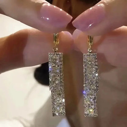 Nuova tendenza della moda Design unico Orecchini rettangolari eleganti e squisiti con zirconi per gioielli da donna Regali premium per feste di nozze