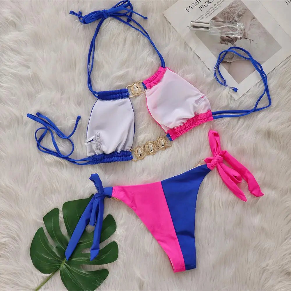 2026 Bikini da donna a due pezzi con scollo all'americana e inserti di diamanti, modello intagliato, costume da bagno da spiaggia