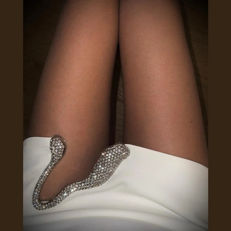 Mini abito da donna sexy con strass senza maniche senza schienale sottile pacchetto anca tubo abiti da festa femminili 2025 Summer Bar Club Lady Gown