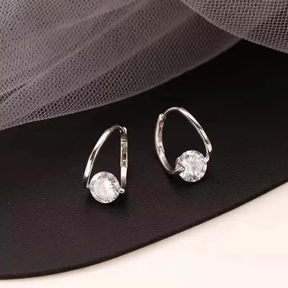 Orecchini in argento 925 con ago in argento moda coreana con cuore di cristallo per gioielli da donna 2025 Trending Nuovi orecchini a cerchio da donna di lusso Brincos