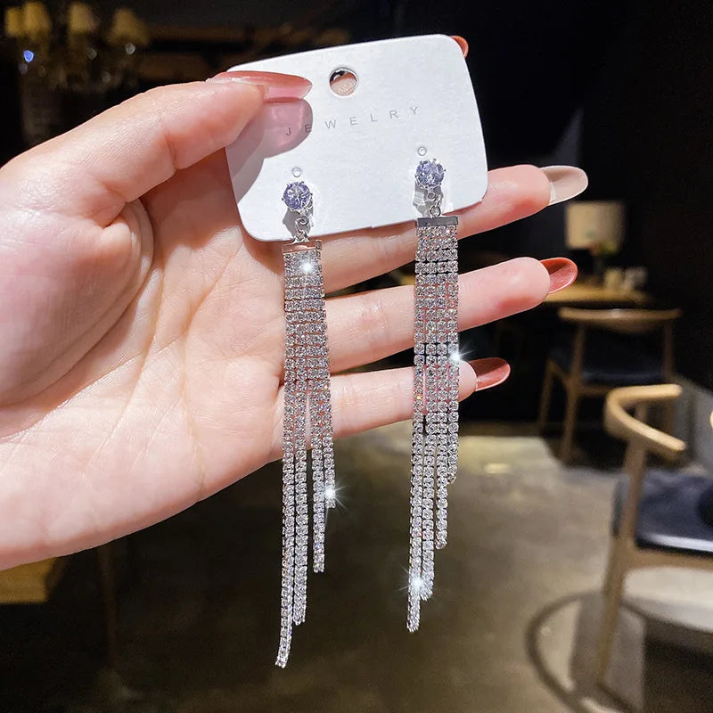 Nuova tendenza della moda Design unico Orecchini rettangolari eleganti e squisiti con zirconi per gioielli da donna Regali premium per feste di nozze
