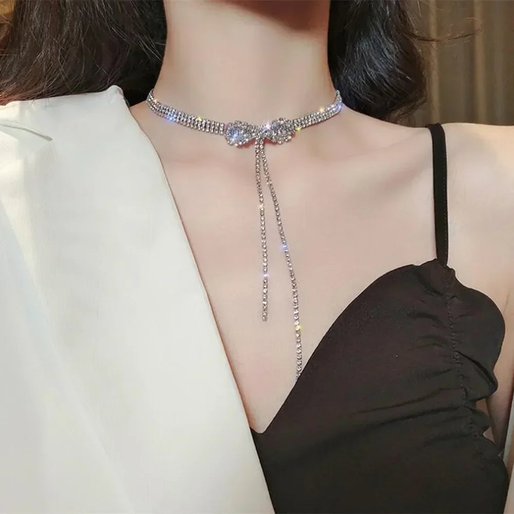 Collana di nuova moda semplice color argento con ciondolo a forma di cuore d'amore, collana con ciondoli a catena, per gioielli da festa da donna, da indossare ogni giorno
