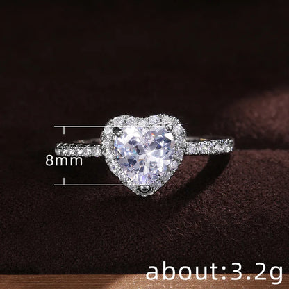 Anelli di fidanzamento classici a forma di cuore color argento per le donne Bianco Rosso CZ Pietra intarsiata Gioielli di moda Regalo per la festa nuziale