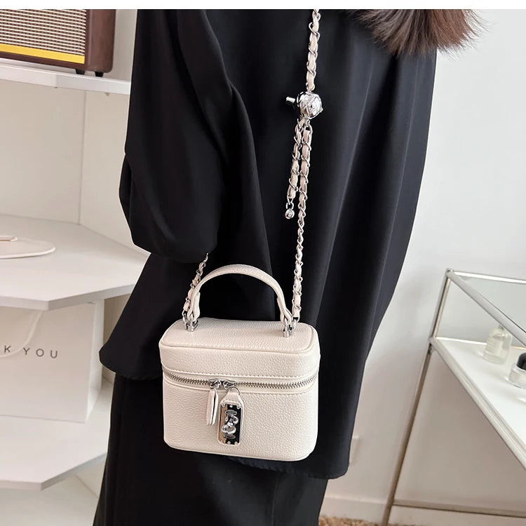 Borse Quadrate da Donna Estate 2026, Borse a Tracolla con Catene alla Moda, Borsa a Spalla in PU Texturizzato, Elegante Mini Borsa Chic per Cellulare