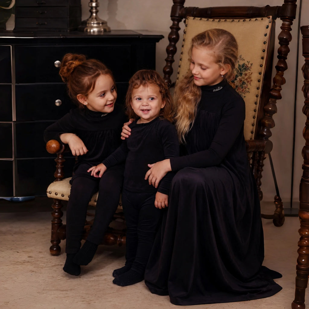 Pigiama in velluto nero per bambini AW 2026 del Mali con ricami, abbinato per sorella, abbigliamento da casa, abiti da dormire, outfit per le vacanze