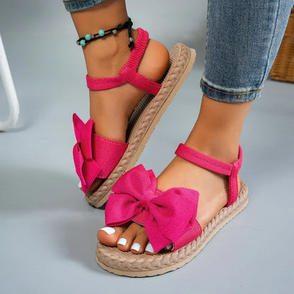 Sandali da donna 2024 nuovi sandali leggeri estivi moda spiaggia pantofole Casual papillon da esterno scarpe basse diapositive da casa donna