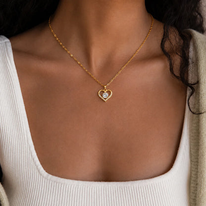 Collezione di collane da donna, Collana originale, Collana da donna con cuore in oro, Collana con pendente in zirconia scintillante, Regalo di gioielleria
