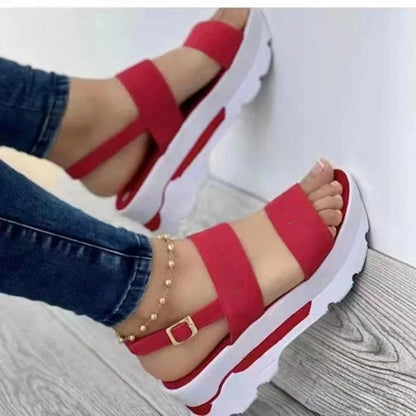 2025 Sandali estivi per le donne Sandali con plateau moda Zeppa Scarpe casual Sandali con tacco leggero Mujer Infradito Zapatos