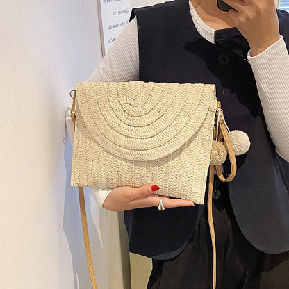 Pochette di paglia da spiaggia estiva borsa a tracolla con ciondolo a sfera carina per le donne borse a tracolla da viaggio borsa da donna borse Casual borsa di vimini