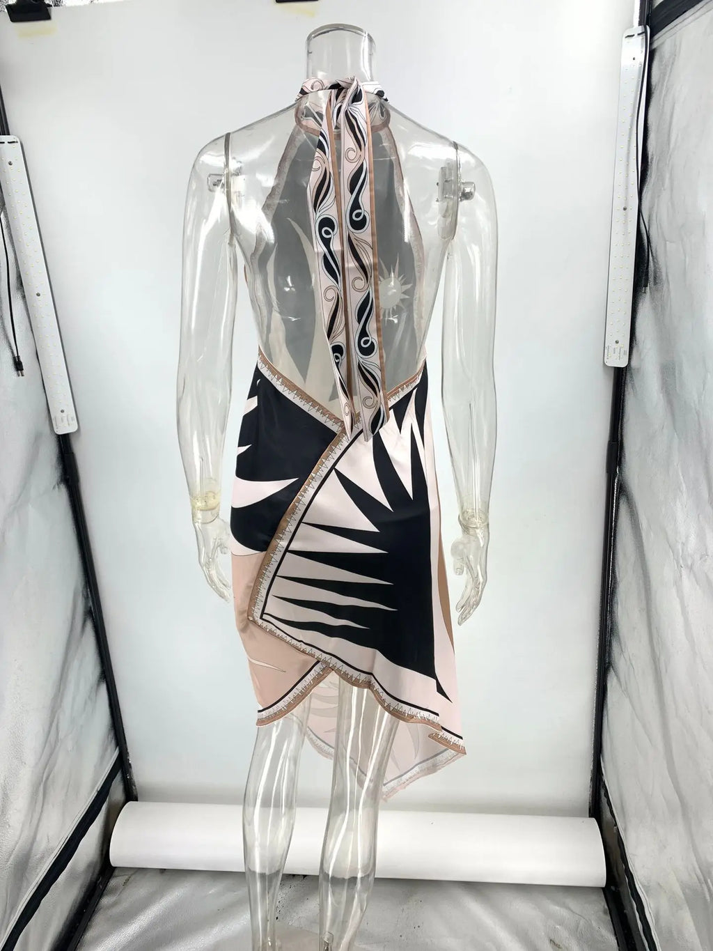 VEITCHE Abito longuette stampato irregolare sexy da donna estivo Abiti da festa senza maniche senza schienale Abiti da vacanza al mare slim in raso vintage