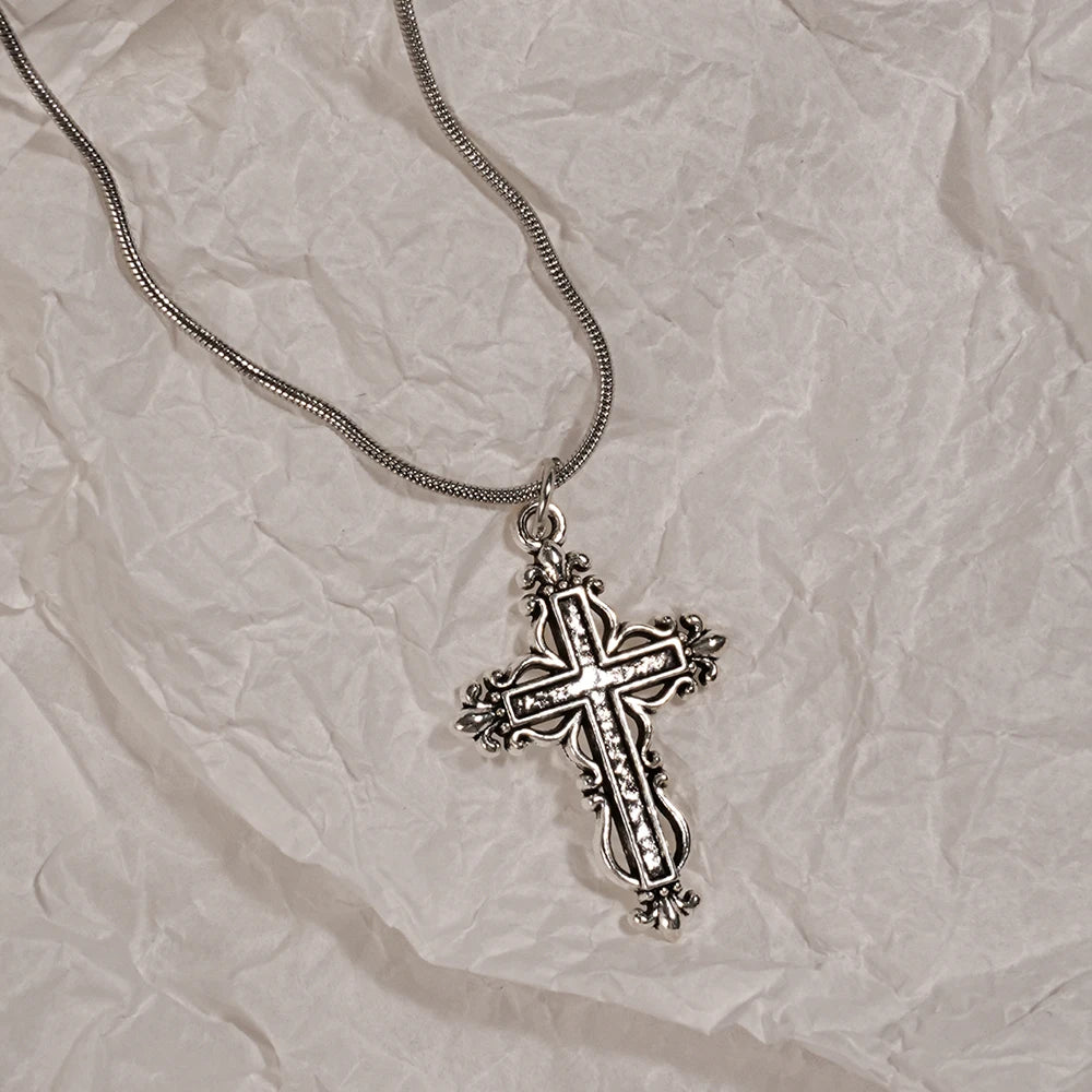 Y2K Sweet Cool Girl Collana con ciondolo croce creativa personalizzata con amore, adatta per l'uso quotidiano