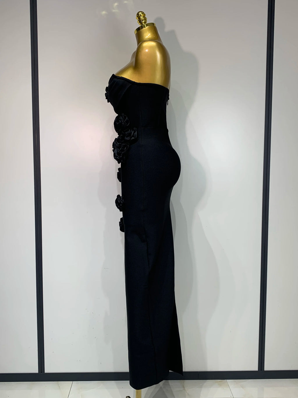 2025 Le più nuove donne sexy senza spalline backless fiore rosso vestito dalla fasciatura midi Celebirty eleganti abiti da sera per feste di compleanno