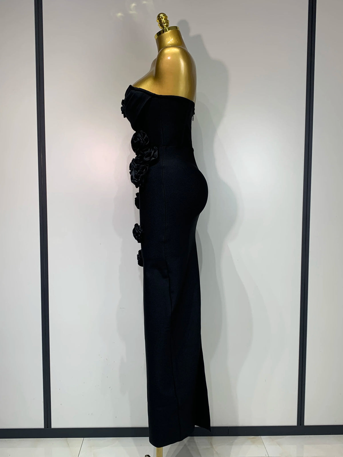 2025 Le più nuove donne sexy senza spalline backless fiore rosso vestito dalla fasciatura midi Celebirty eleganti abiti da sera per feste di compleanno
