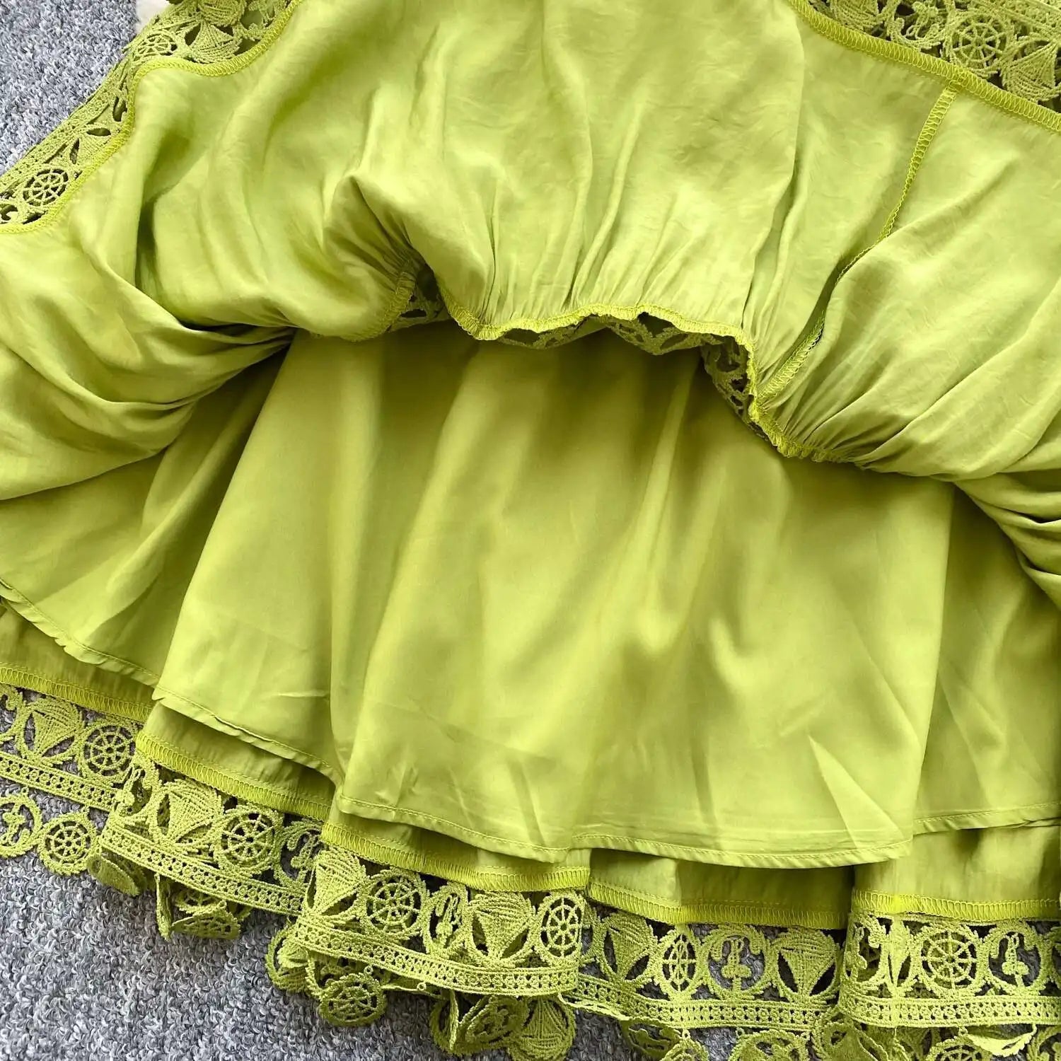 Abiti midi scavati di lusso Camicia da donna Vacanza estiva Elegante bottone monopetto Cintura in pizzo Ricamo Vestido lungo da festa