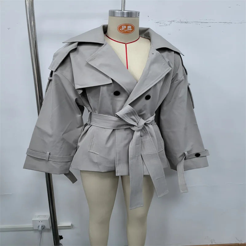 Trench Coat Corto da Donna con Cintura, Collo a Risvolto, Maniche Lunghe, Oversize, Antivento, Primavera-Autunno 2026