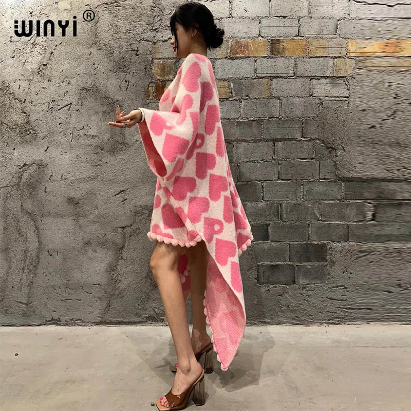 WINYI inverno scollo a v colletto mantello di alta qualità confortevole spesso caldo poncho donna natale dolce amore stampa abito irregolare