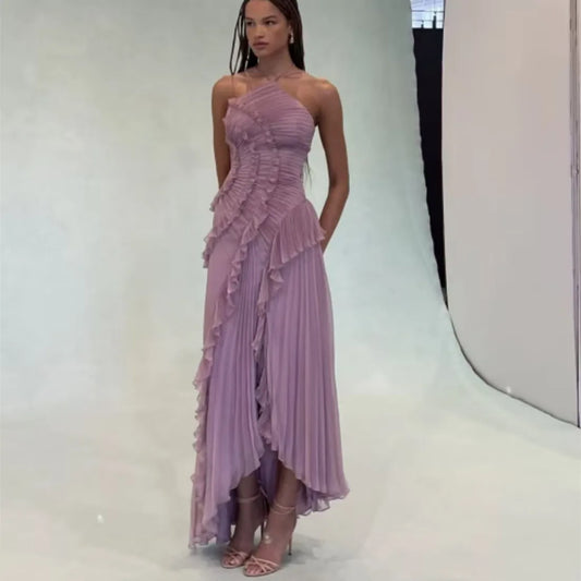 Abito lungo plissettato con volant da donna elegante Abito lungo fluido pieghettato a strati irregolare con scollo all'americana senza maniche per la festa di nozze