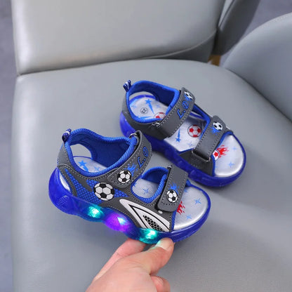 Sandali estivi Nuovo Sport Comfort Scarpe da bambino Antiscivolo Traspirante Morbido Light Up Scarpe da ragazzo Moda Spiaggia Sandali casual Босоножки