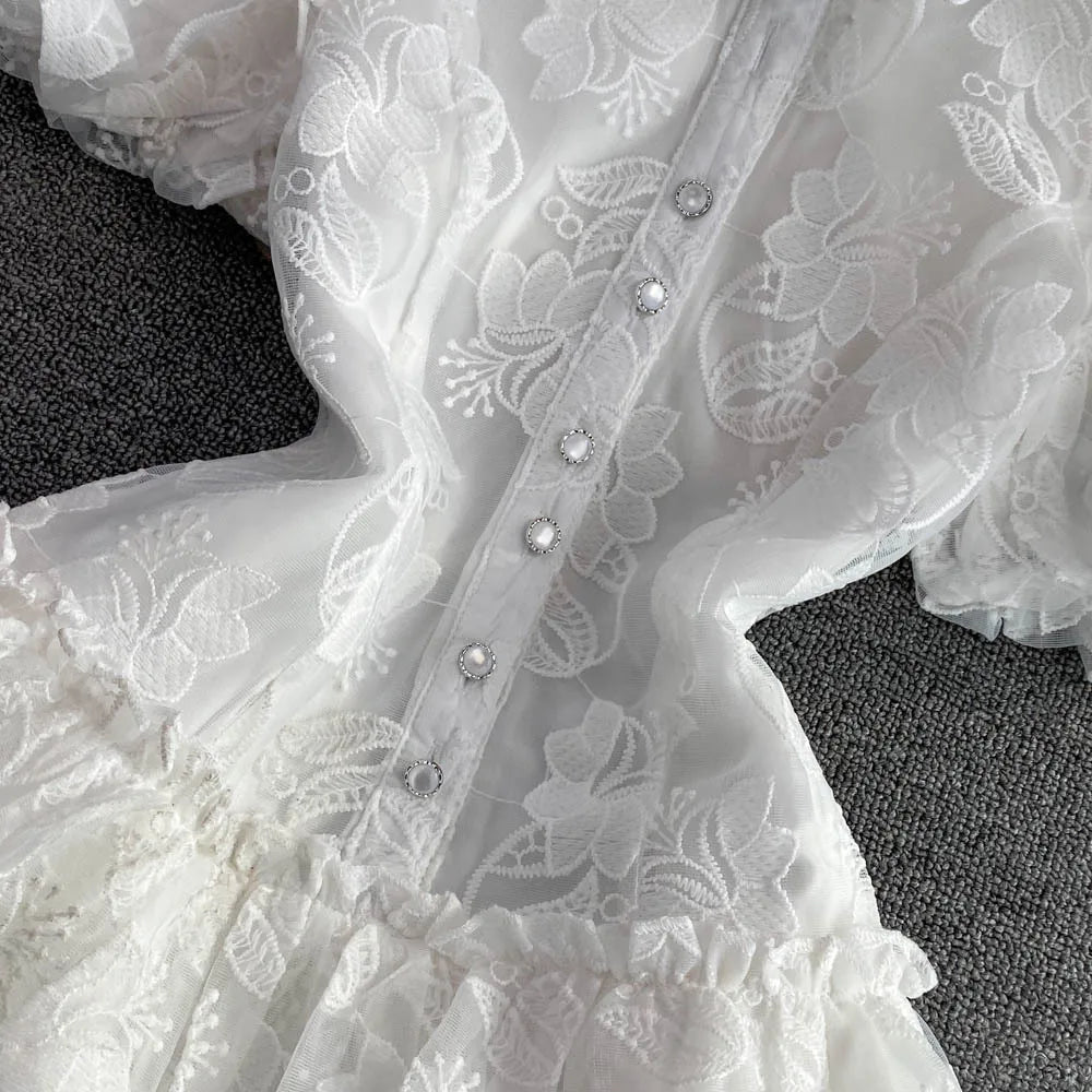 CM.YAYA Mini abito a strati a trapezio con ricamo in pizzo a maniche corte da donna 2025 Abiti da sera sexy dolci ed eleganti per feste
