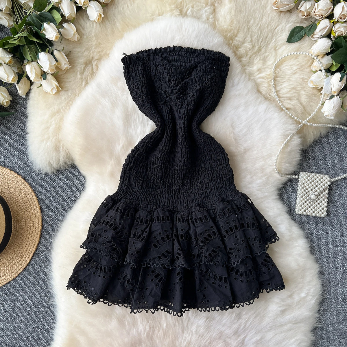 Sexy senza maniche tube top pieghettato cut out ricamo ruffle Dress Chic Vintage Evening Party Women Chic summer sweet dresses
