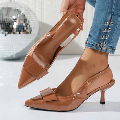 Sandales d'été 2026 pour femme à talon haut, chaussures élégantes à bout pointu avec bride arrière, design tendance pour banquets et fêtes