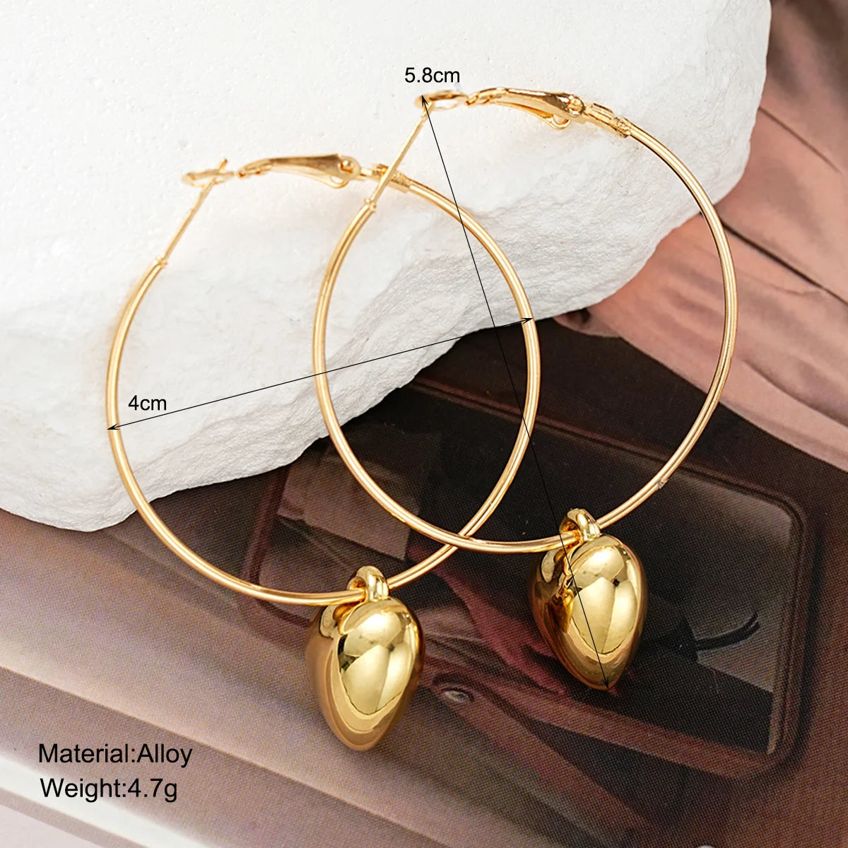 2024 nuovi orecchini pendenti con ciondolo a cuore per le donne Fashion Color oro Design esagerato Big Circle Hoops orecchino regalo di gioielli coreani