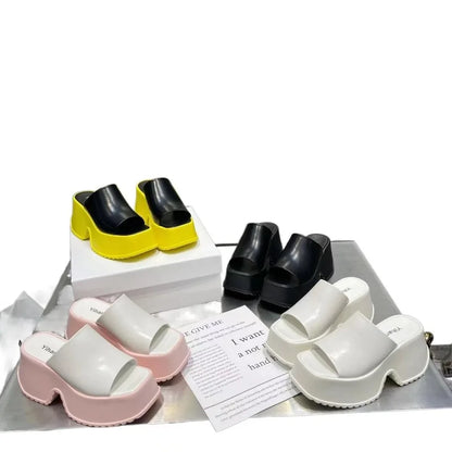 Pantoufles d'été pour femmes, sandales à plateforme tendance, pantoufles décontractées en cuir de luxe, pantoufles à talons hauts pour femmes, sandales à bout ouvert