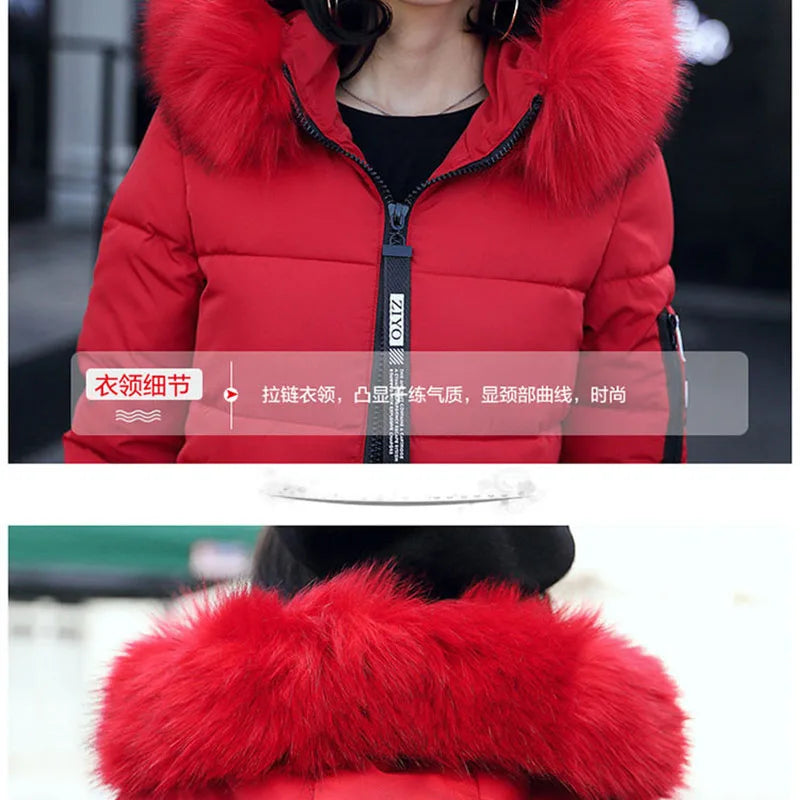 Parka Invernale da Donna con Cappuccio e Collo in Pelliccia, Giacca Lunga Elegante con Zip e Patch con Lettere, Calda e Spessa, Capospalla Femminile per la Neve