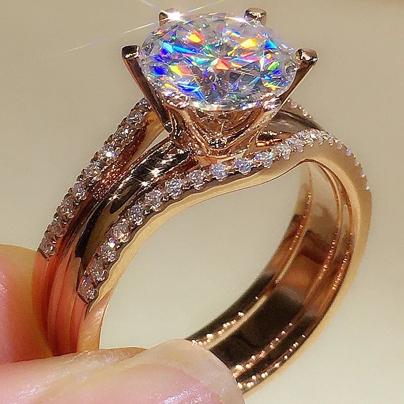 Huitan Anelli unici color oro rosa per le donne Classici 6 artigli progettati Anelli con zirconi cubici Fasce di fidanzamento per matrimoni Gioielli caldi