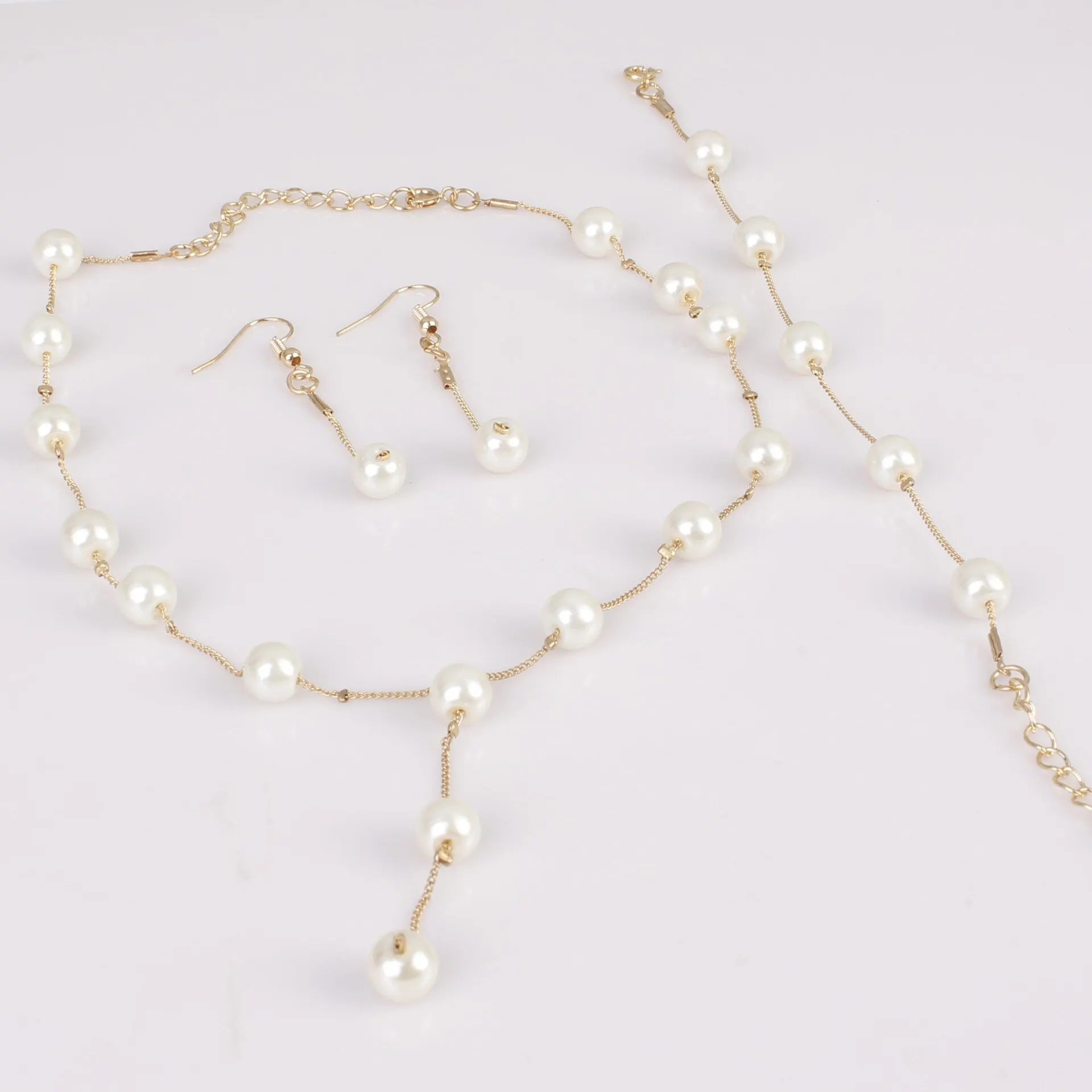 4 pezzi di collana color oro, orecchini, bracciale, set da donna, elegante collezione di perle d'imitazione, gioielli con nappa temperamento