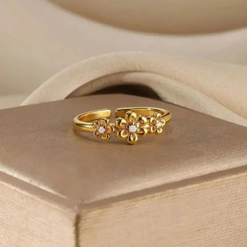 Anelli con fiori grandi esagerati in acciaio inossidabile per le donne Anello da dito con girasole color oro Regalo di gioielli estetici di moda femminile