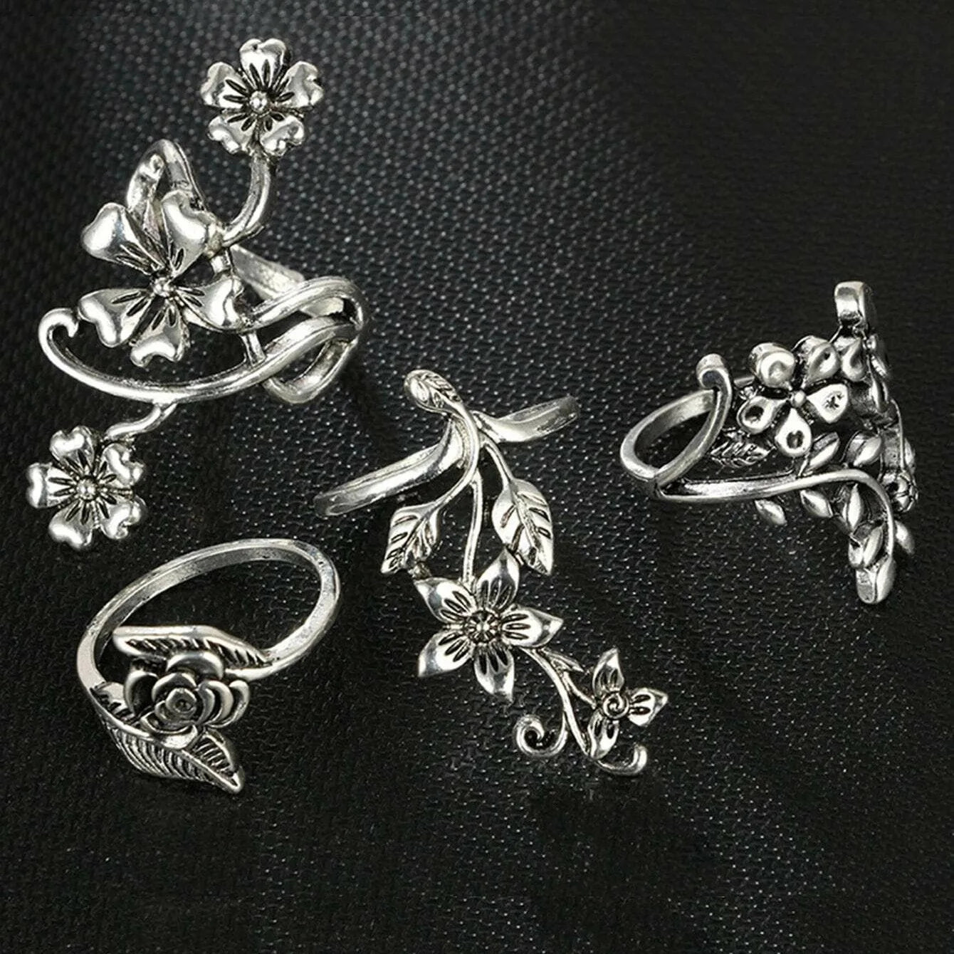 La moda di successo europea e americana; set di anelli da 4 pezzi con anello intagliato cavo in argento antico retrò individualizzato