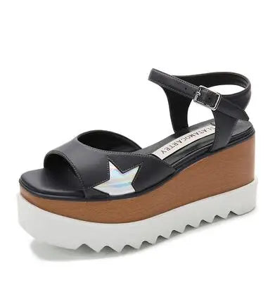 Genuine Leather Buckle Strap Sandals Breathable Sneakers Stars women summer rivets shoes Korean Style Platform Casual Shoes